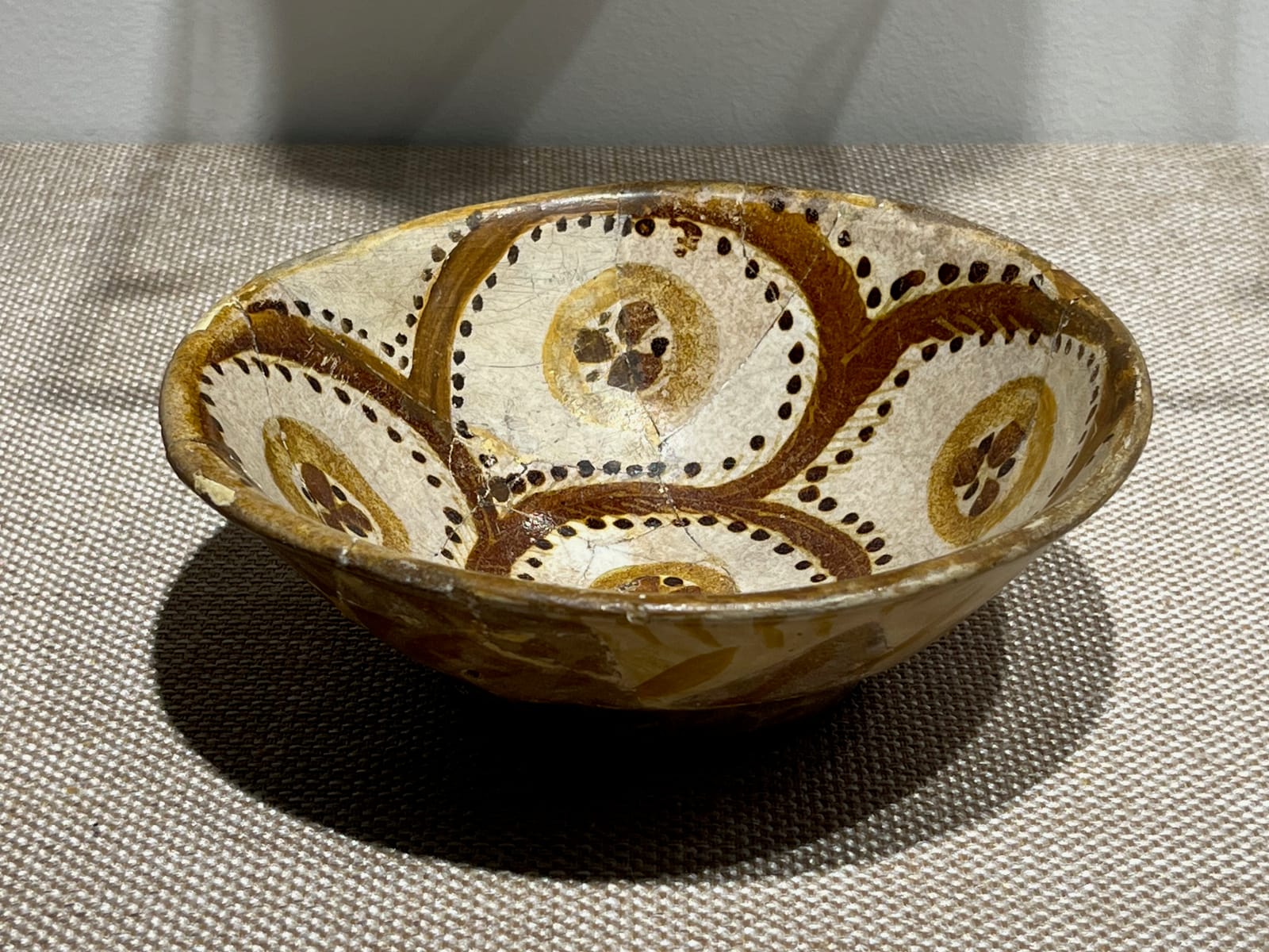 Glazed bowl